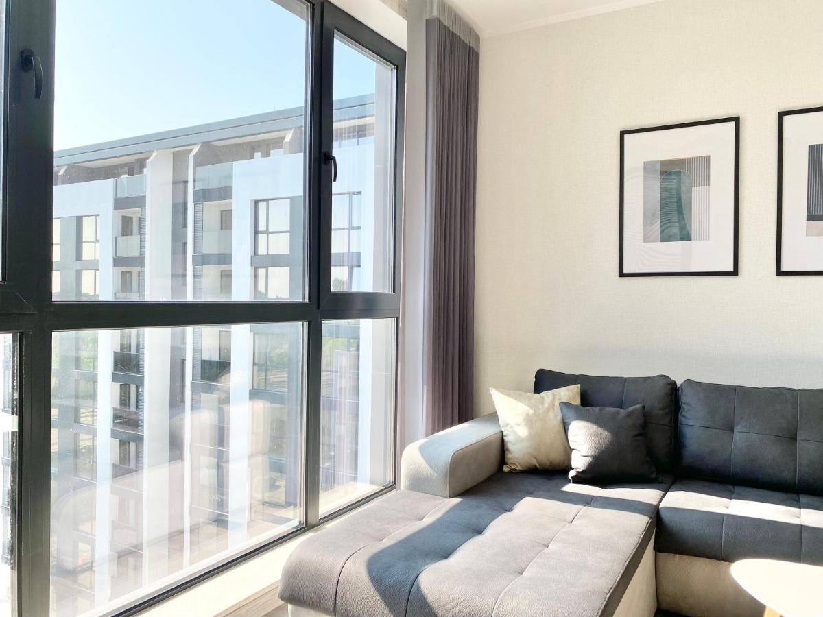 Private Apartment For 4 Guests And Parking Plovdiv Luaran gambar
