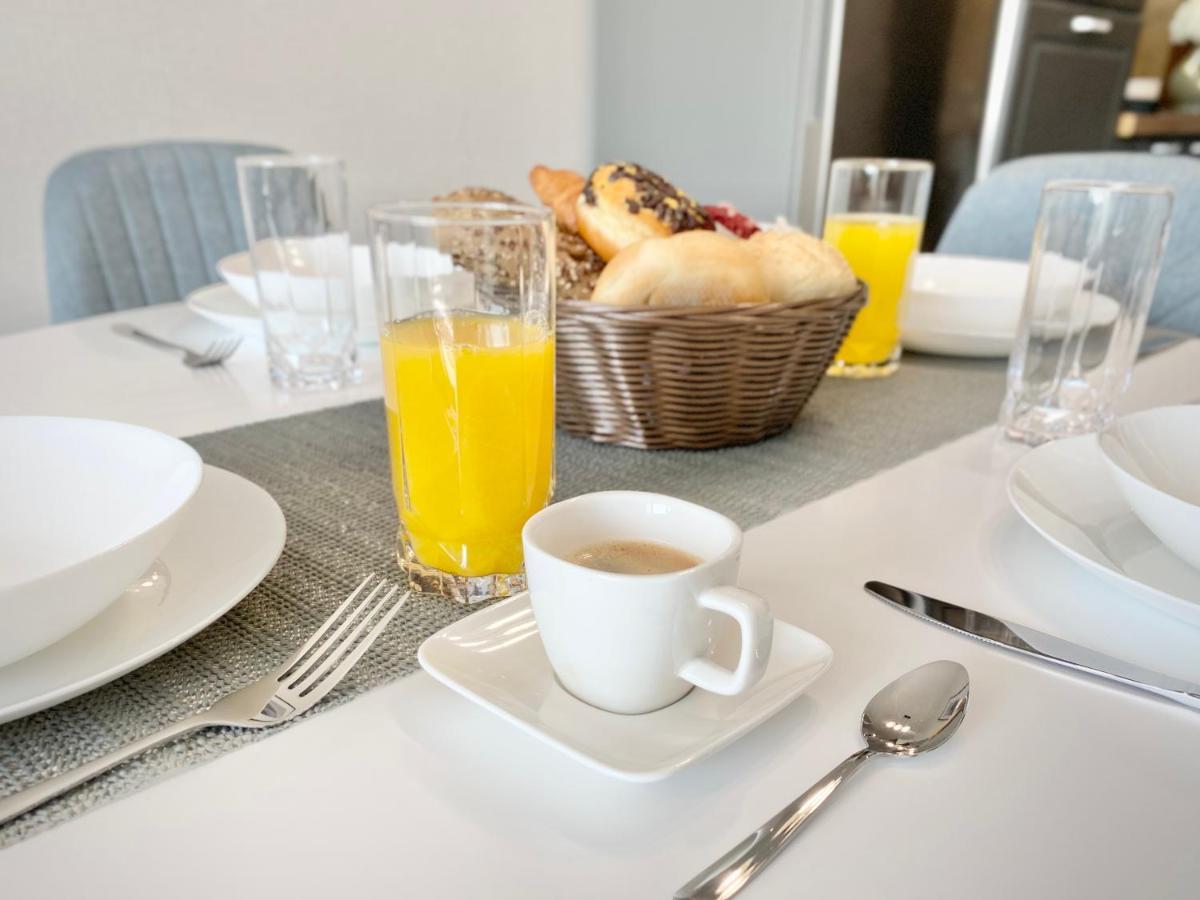 Private Apartment For 4 Guests And Parking Plovdiv Luaran gambar